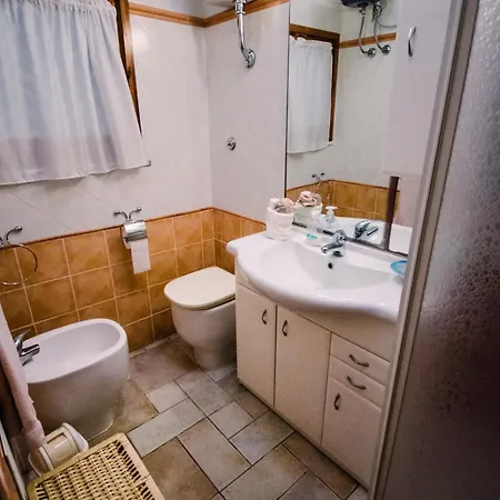 Apartment Schiera, 150m Dal Mare Badesi