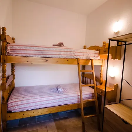 Schiera, 150m Dal Mare Apartment *