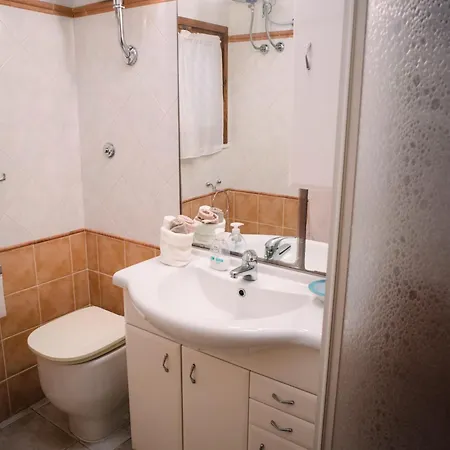 Apartment Schiera, 150m Dal Mare Badesi
